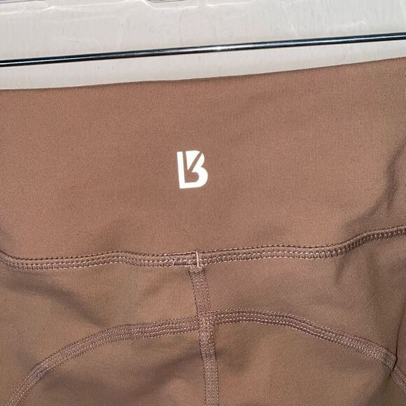 BuffBunny Tan High Rise Capri Length Athletic Workout Leggings Size XS - Picture 4 of 6